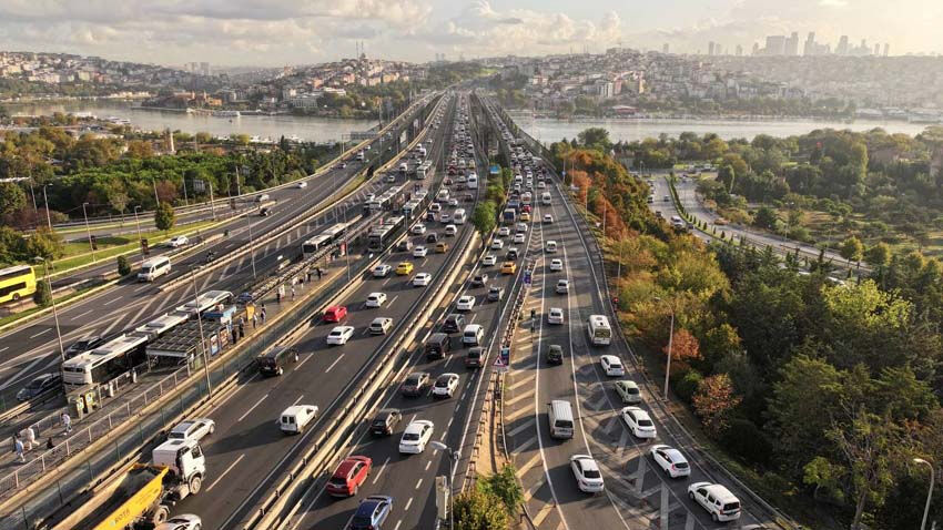 İlk ders zili çaldı, İstanbul'da trafik kilitlendi - 3. Resim