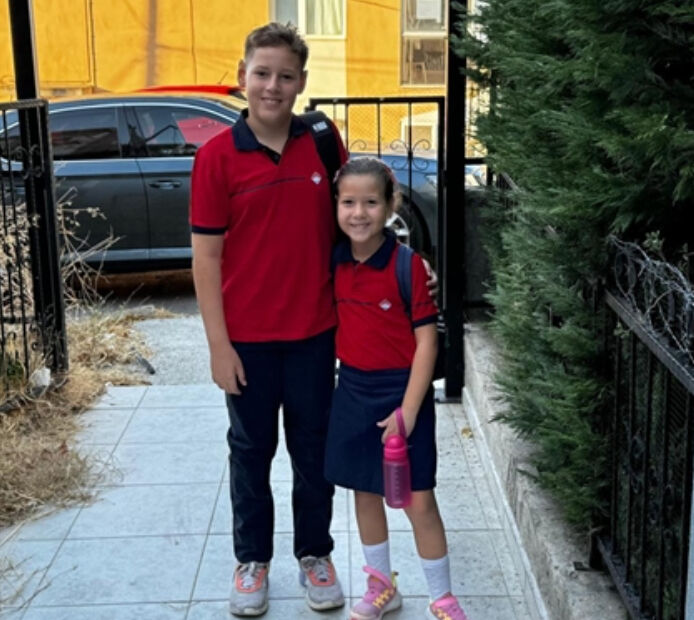 İzmir depreminde enkazdan 91 saat sonra kurtarılan Ayda okula başladı - 1. Resim