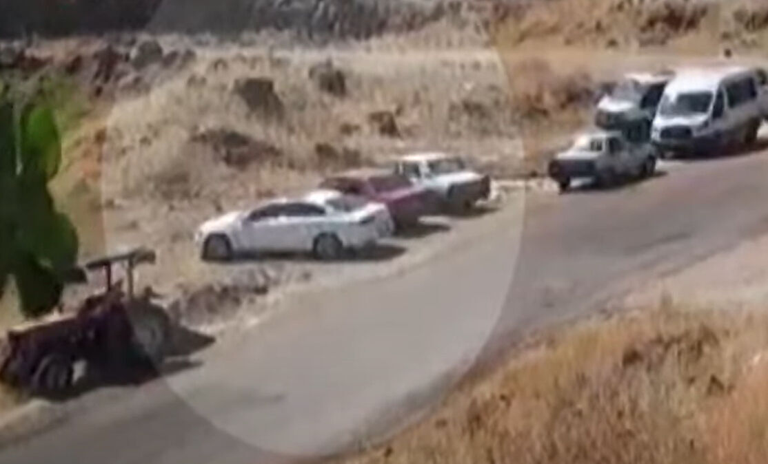 Narin'in ağabeyi Baran Güran mezarın başında isyan etti! - 4. Resim