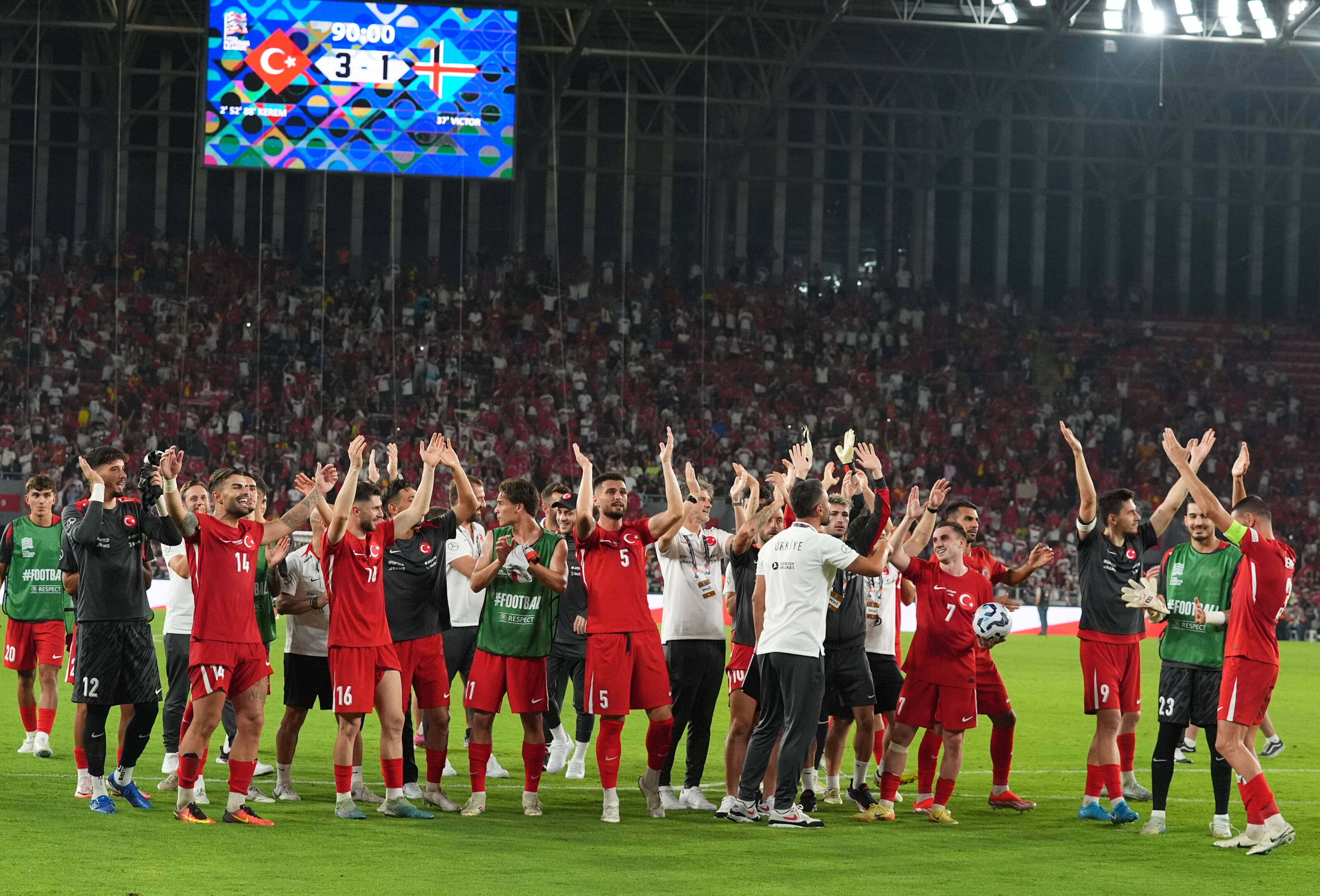 A Milli Takımımızın İzlanda'yı devirdiği maça Kerem Aktürkoğlu damga vurdu! Spor yazarları neler dedi? - 6. Resim