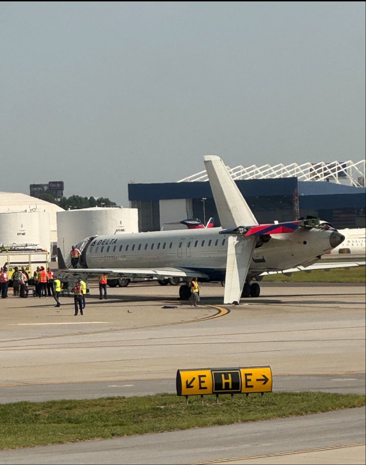ABD'de faciadan dönüldü! 2 yolcu uçağı çarpıştı - 1. Resim