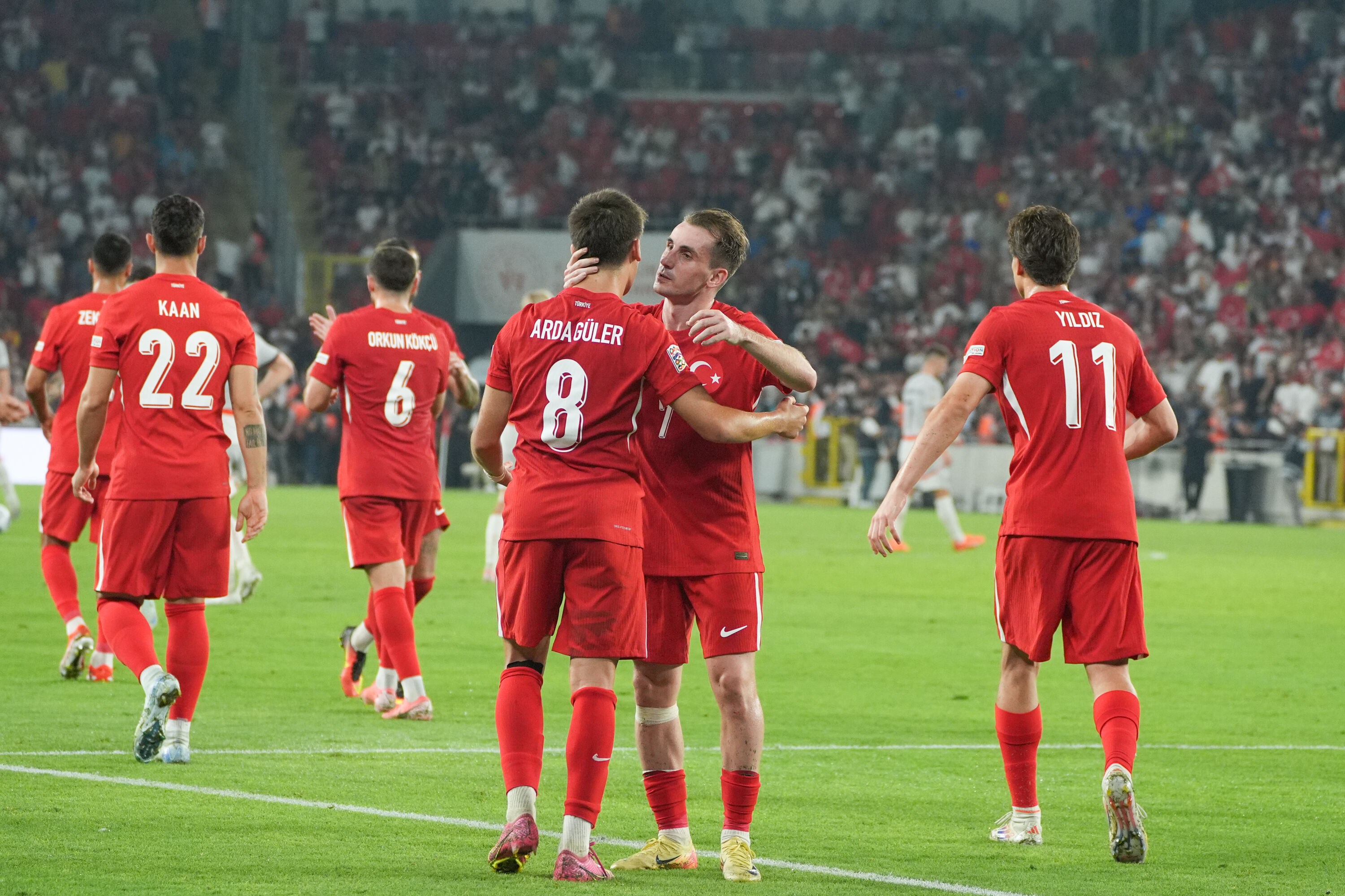 Kerem Aktürkoğlu Portekiz'de manşetlere çıktı! 