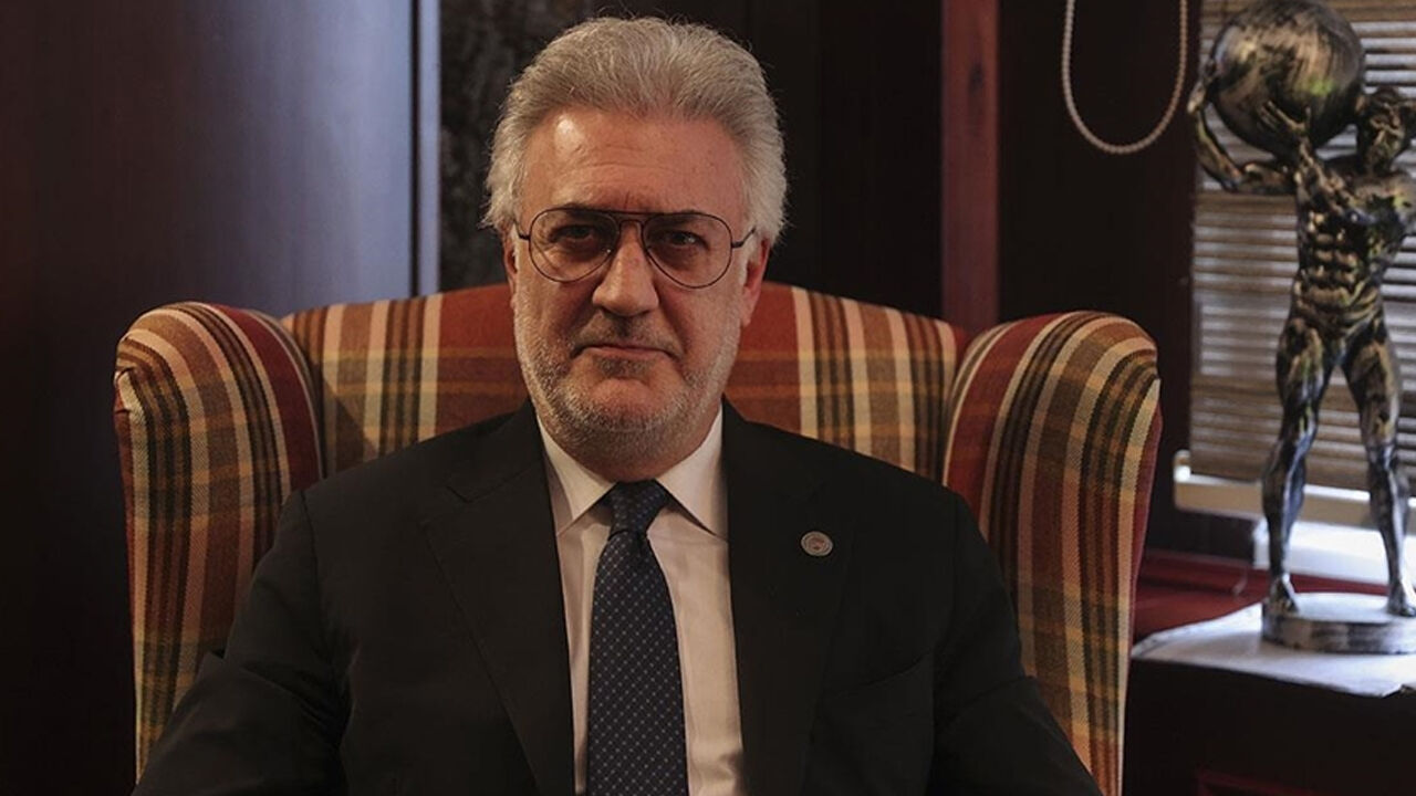 Berna Laçin, Tamer Karadağlı’ya verilen görevi kabullenemedi Berna Laçin, Tamer Karadağlı’ya verilen görevi kabullenemedi - 1. Resim