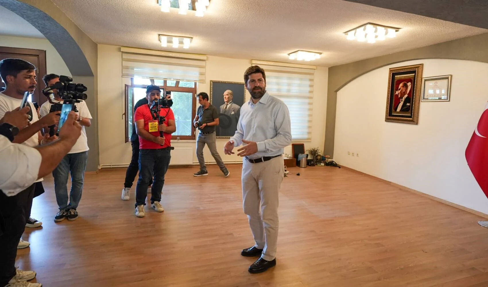 Mersin Tarsus Belediye Başkanı Ali Boltaç İşletme bölümü mezunu - 2. Resim