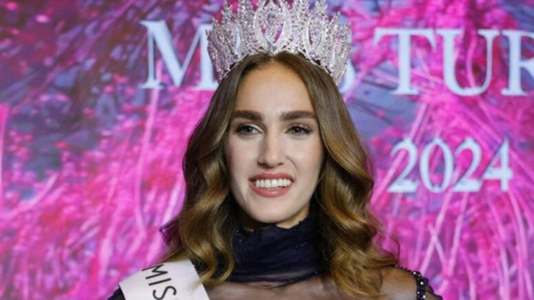 2024 Miss Turkey birincisi İdil Bilgen Koç Üniversitesi Tıp Fakültesi mezunu 2024 Miss Turkey birincisi İdil Bilgen Koç Üniversitesi Tıp Fakültesi mezunu - 1. Resim
