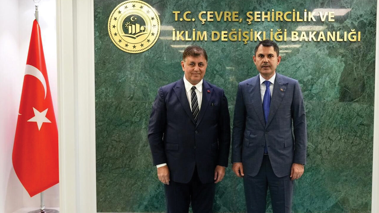 Bakan Murat Kurum ve İzmir Büyükşehir Belediye Başkanı Cemil Tugay İzmir için görüştü Bakan Murat Kurum ve İzmir Büyükşehir Belediye Başkanı Cemil Tugay İzmir için görüştü - 3. Resim