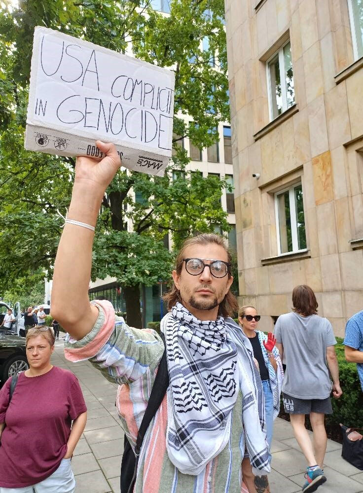 Blinken'a Varşova'da soğuk duş! Polonyalılardan 'soykırımı destekliyorsun' sloganları - 2. Resim