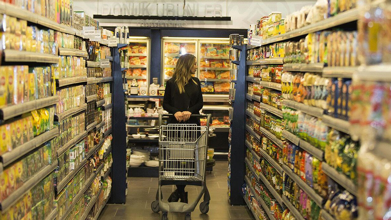 Cumhurbaşkanı Yardımcısı Yılmaz: OVP'de temel amaç enflasyonu tek haneye indirmek  - 2. Resim