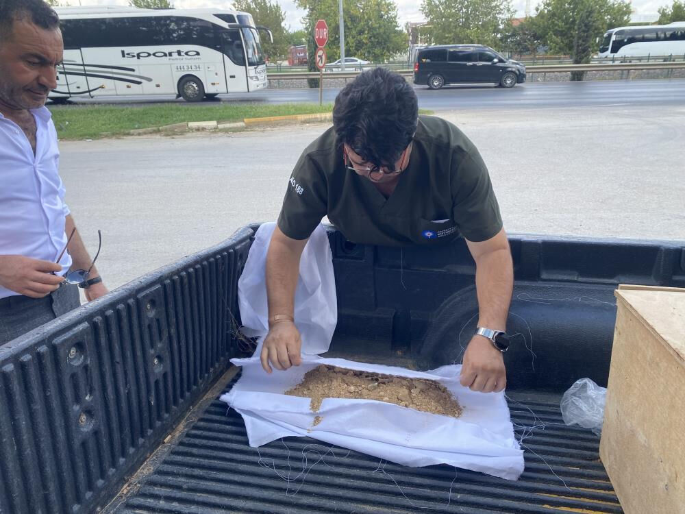 Hikayesi yürek burkmuştu... 4 yaşındaki çocuk annesine mezarda kavuştu - 6. Resim