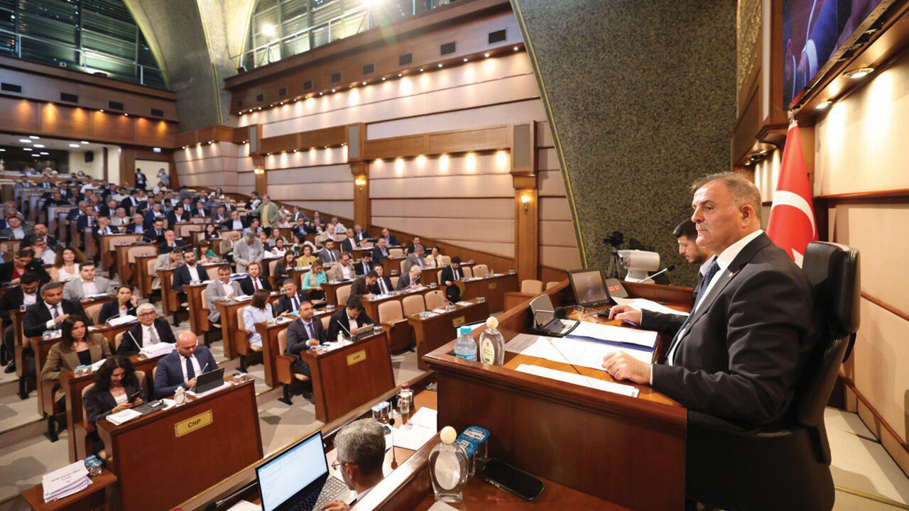 İBB, su ve ulaşımdan sonra aylık yüzme havuzu üyeliğine de zam yaptı - 1. Resim