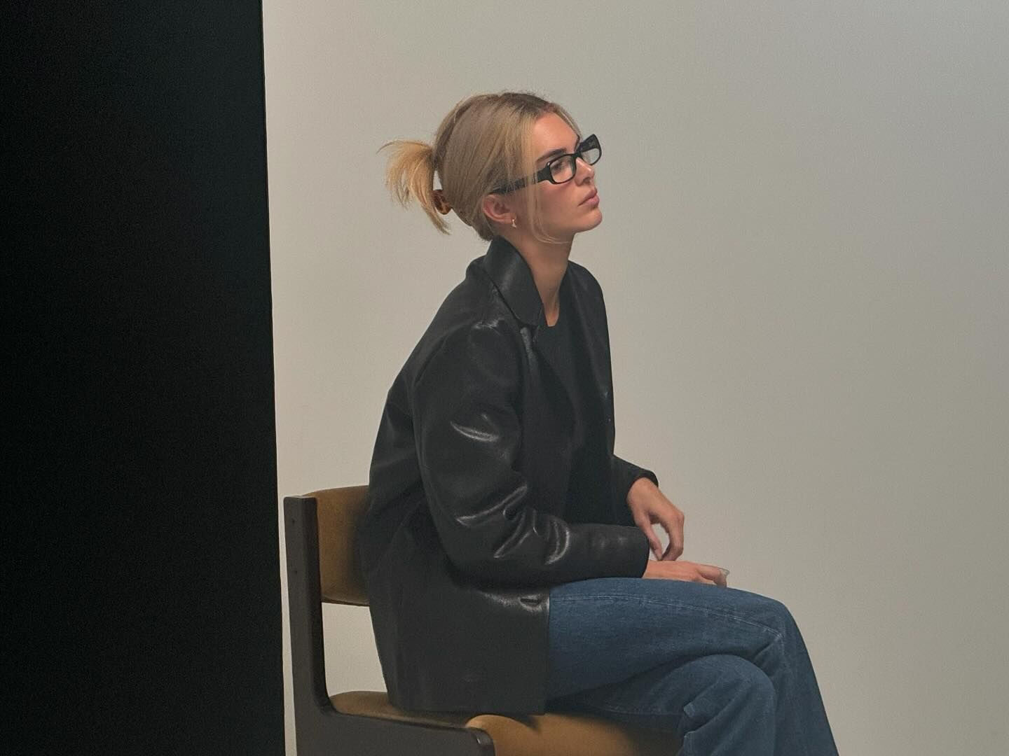 Kendall Jenner'dan imaj değişikliği yaptı! Saçlarını kısa kestirip sarıya boyattı - 2. Resim