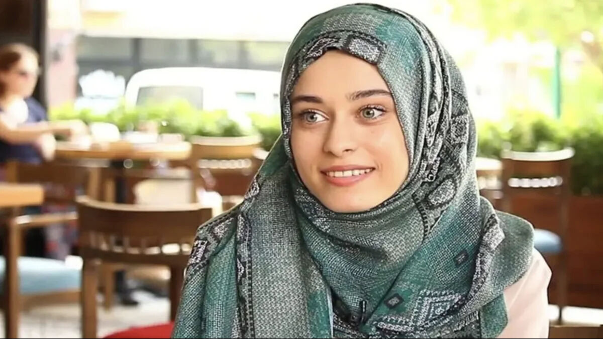 Kurtlar Vadisi'nde Süleyman Çakır'ın kızıydı! Maneviyata yönelmişti! İşte son hali Kurtlar Vadisi'nde Süleyman Çakır'ın kızıydı! Maneviyata yönelmişti! İşte son hali - 2. Resim