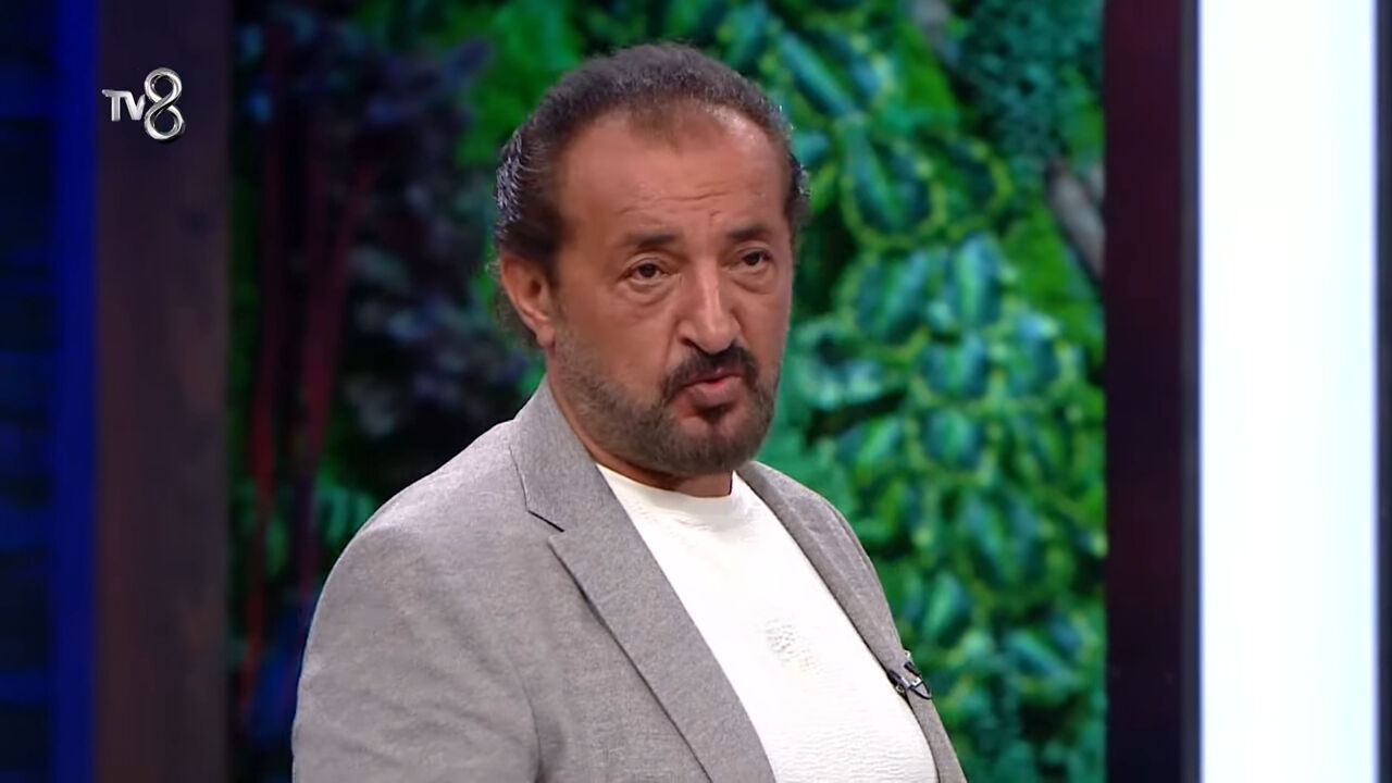 MasterChef'te büyük gerginlik! Mehmet şef çileden çıktı: Ağır konuşacağım, terbiyesizlik yapıyorsunuz MasterChef'te büyük gerginlik! Mehmet şef çileden çıktı: Ağır konuşacağım, terbiyesizlik yapıyorsunuz - 3. Resim