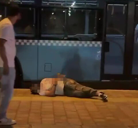 Şehir magandası Antalya'da ortaya çıktı! Önce laf attı, sonra bıçakladı - 2. Resim