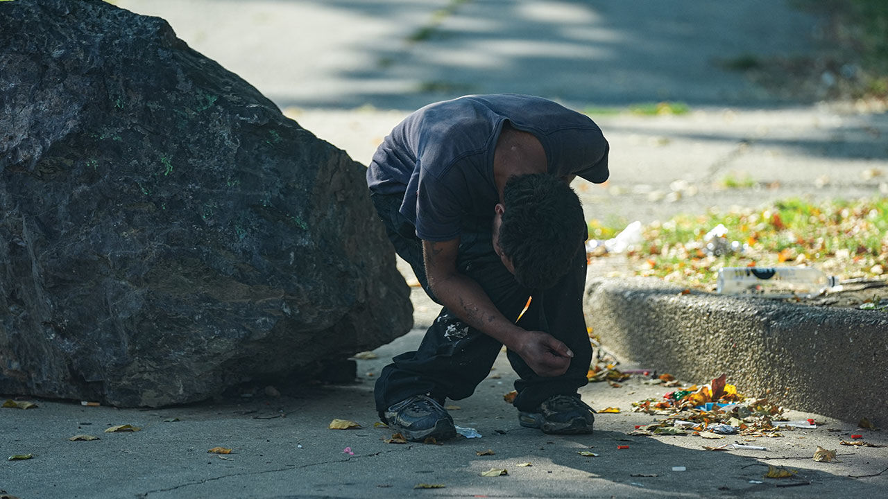 ABD'de uyuşturucu bataklığına saplanan gençler sokaklarda zombi gibi geziyor - 6. Resim