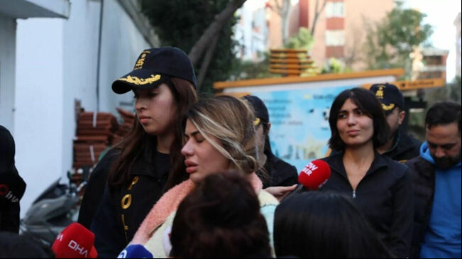 Bahar-Nihal Candan kardeşler davasında yeni gelişme! ''Eski kız arkadaşımı medyaya sunulunca örgüt lideri oldum'' Bahar-Nihal Candan kardeşler davasında yeni gelişme! ''Eski kız arkadaşımı medyaya sunulunca örgüt lideri oldum'' - 1. Resim