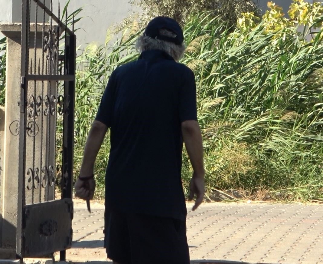 Fethiye'de komşu kabusu! ''Polis ekiplerine çatalla saldırdı'' - 1. Resim