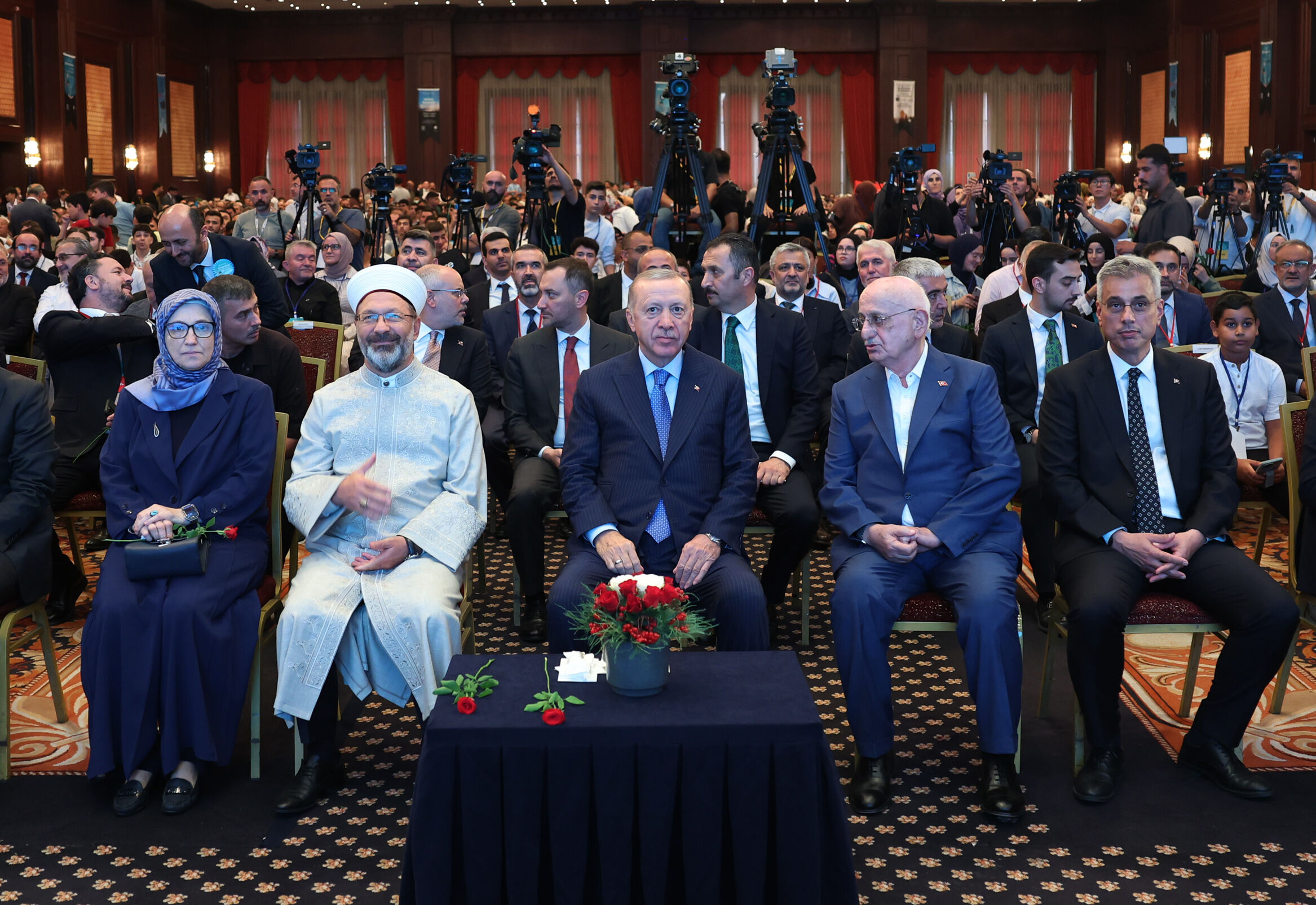 Erdoğan'dan muhalefete Narin eleştirisi:  Erdoğan'dan muhalefete Narin eleştirisi: