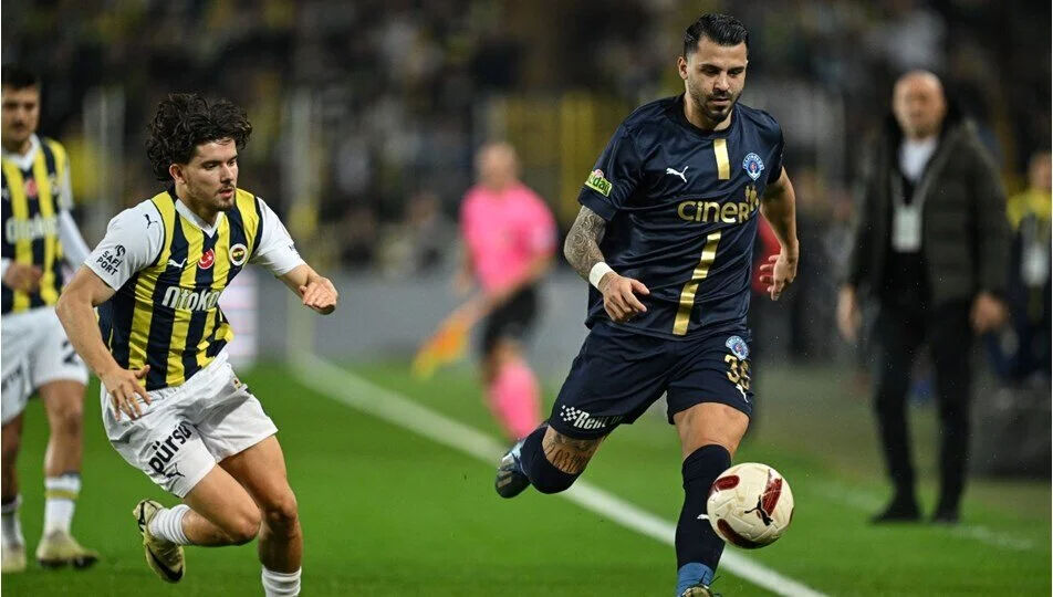 Kasımpaşa Fenerbahçe maçı yarın saat 17.00’da  Recep Tayyip Erdoğan Stadı'nda oynanacak Kasımpaşa Fenerbahçe maçı yarın saat 17.00’da  Recep Tayyip Erdoğan Stadı'nda oynanacak - 1. Resim