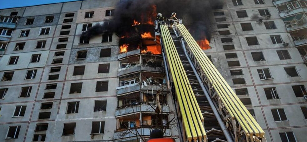 Rusya, Ukrayna'nın Harkov kentinde sivillerin olduğu binayı vurdu - 3. Resim