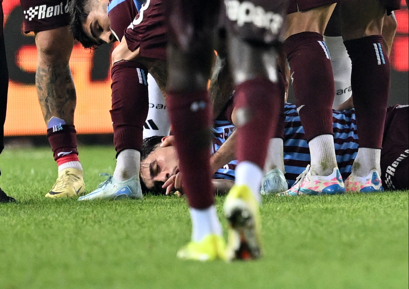 Aksiyonu çok kazananı yok! Karadeniz'deki dev maçta Trabzonspor’la Beşiktaş yenişemedi Aksiyonu çok kazananı yok! Karadeniz'deki dev maçta Trabzonspor’la Beşiktaş yenişemedi - 4. Resim