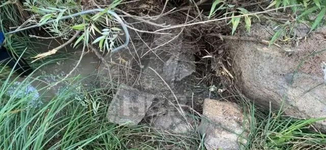 Narin'in bulunduğu anlar ortaya çıktı! Üzerindeki taşların ağırlığı dikkat çekti Narin'in bulunduğu anlar ortaya çıktı! Üzerindeki taşların ağırlığı dikkat çekti - 2. Resim