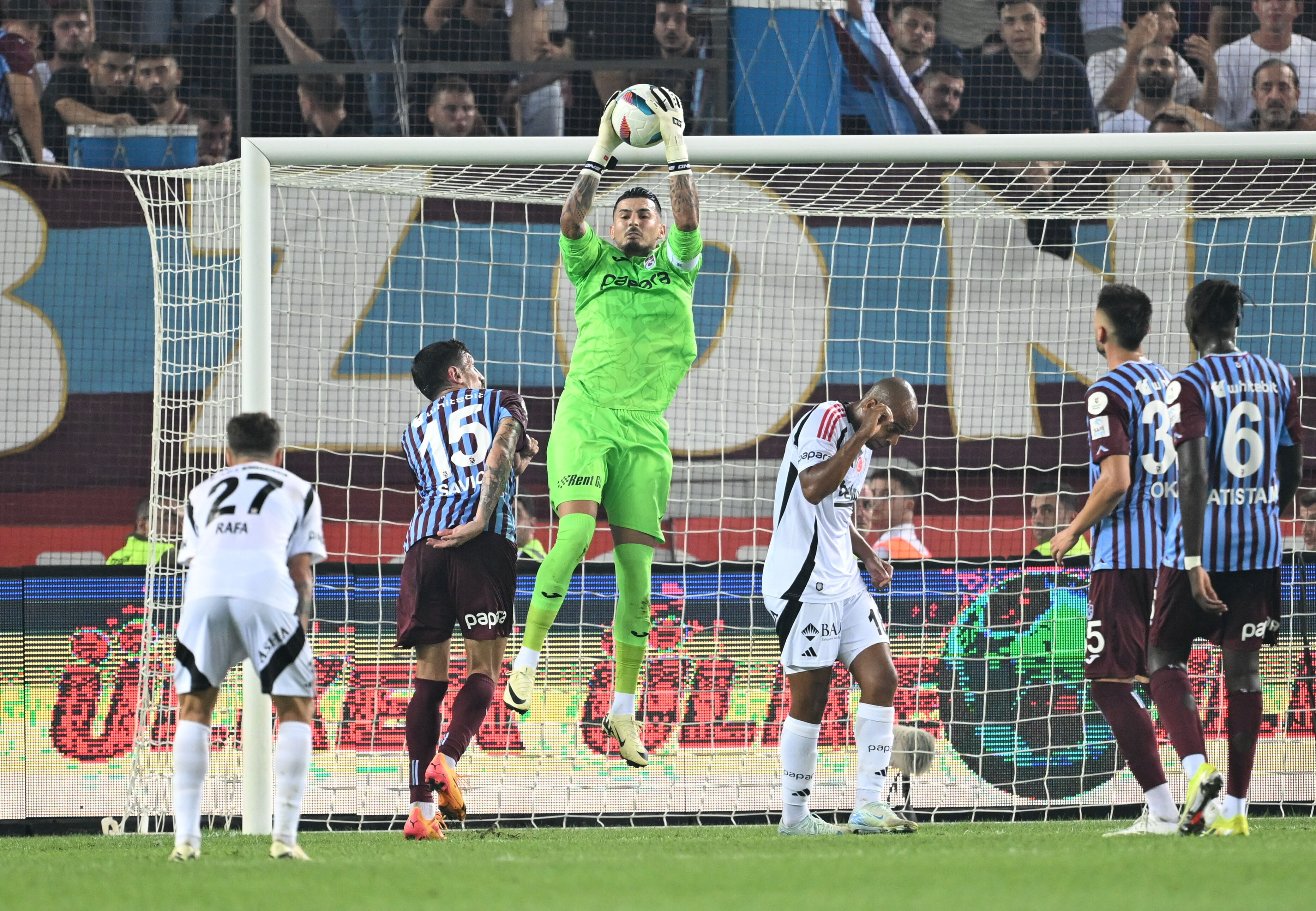 Trabzonspor-Beşiktaş maçını spor yazarları değerlendirdi! "Bunun adı beceriksizlik" - 2. Resim