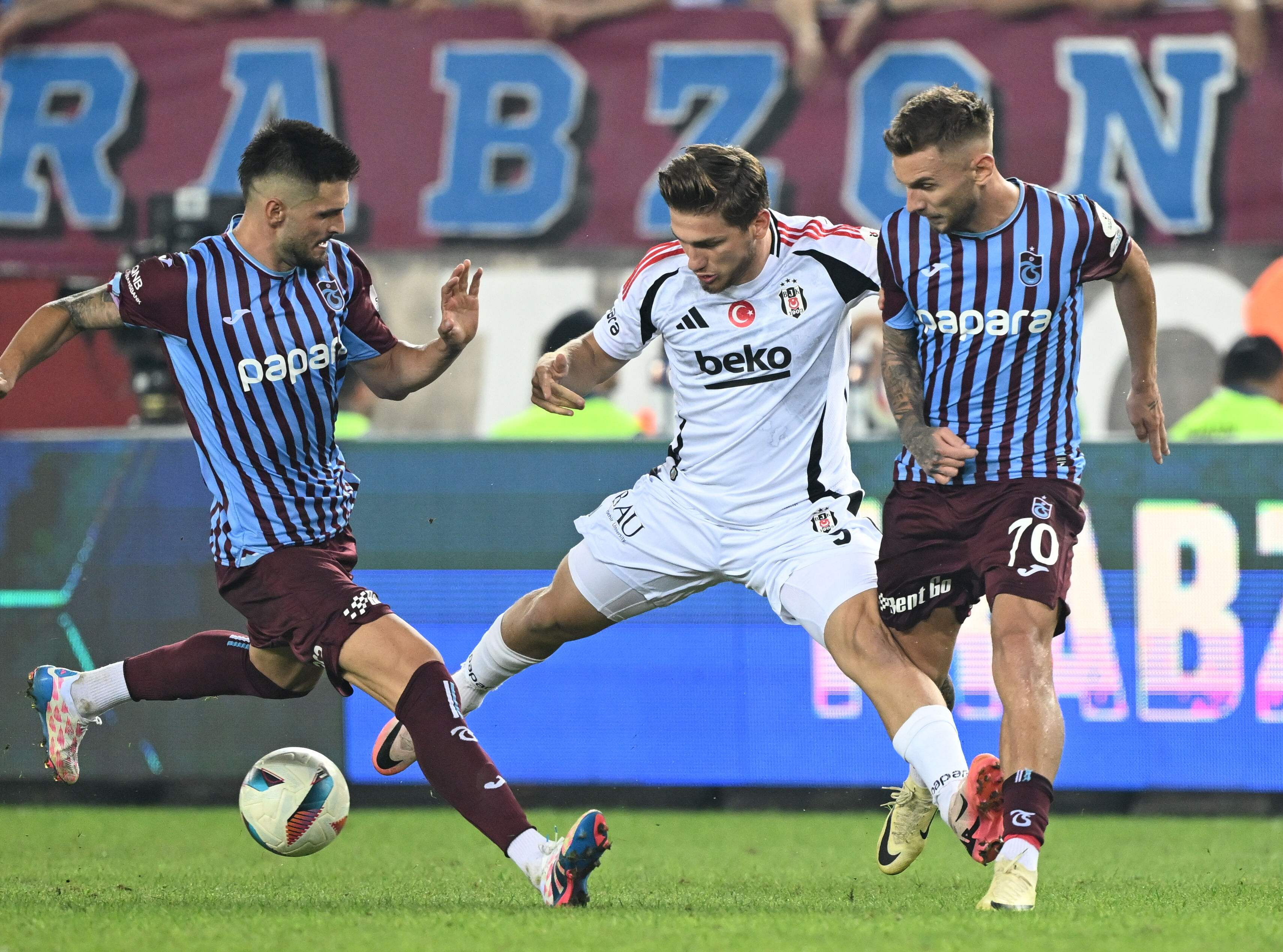 Trabzonspor-Beşiktaş maçını spor yazarları değerlendirdi! "Bunun adı beceriksizlik" - 7. Resim