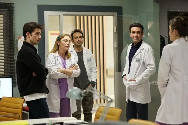 Bahar dizisi yeni sezon yayın tarihi 24 Eylül 2024 tarihine ertelendi - 2. Resim