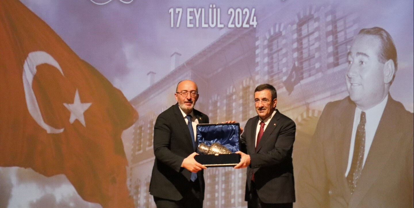 Cumhurbaşkanı Yardımcısı Yılmaz: Sırada sivil anayasa yapılması var - 2. Resim