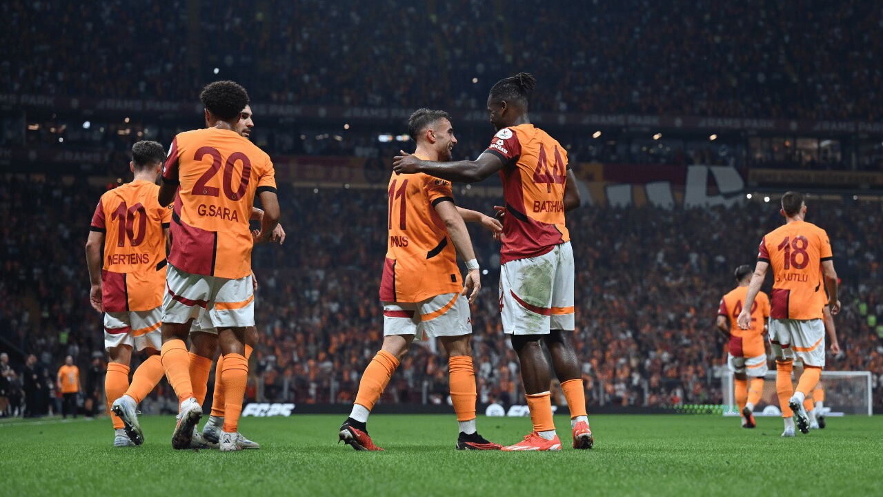 Galatasaray kendi evinde Gaziantep FK karşısında hata yapmadı! Galatasaray - Gaziantep FK | Canlı Anlatım - 1. Resim