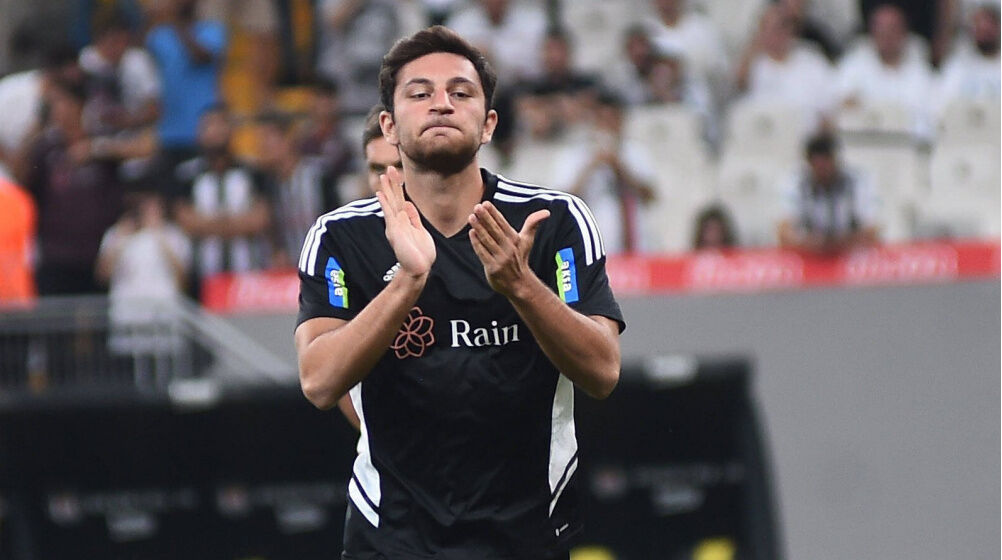 Trafikte saldırıya uğrayan Beşiktaş'ın genç futbolcusu Emrecan Uzunhan, mahkemeye beyanda bulundu! - 2. Resim