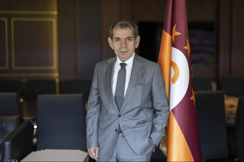 Dursun &Ouml;zbek, askıya alınan sponsorluk anlaşmasıyla ilgili konuştu! Yasa dışı bahis sitesi g&uuml;ndem olmuştu... - 5. Resim