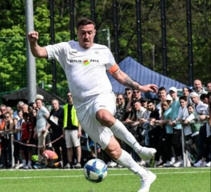 Fenerbahçe'den tazminat alıp kaçmıştı! Yıldız futbolcunun son hali şaşkına çevirdi - 5. Resim