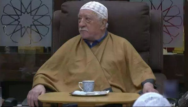 FETÖ lideri 'Fetullah Gülen'in son hali' iddiasıyla paylaşılan görüntüler gündem oldu FETÖ lideri 'Fetullah Gülen'in son hali' iddiasıyla paylaşılan görüntüler gündem oldu - 3. Resim