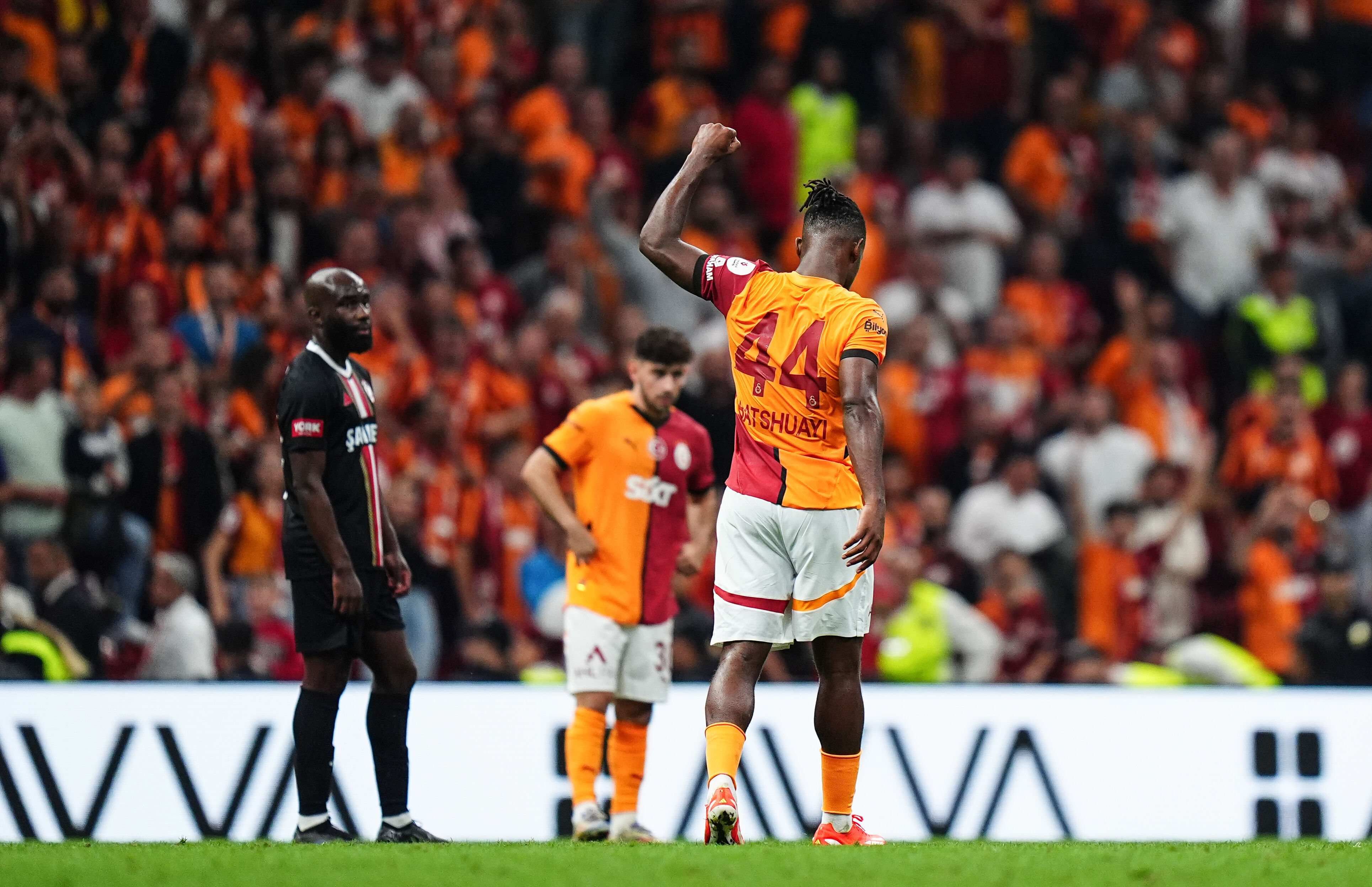 Galatasaray-Bayern Münih kıyaslaması gündem oldu! "Bu lüks onlarda bile yok" - 5. Resim