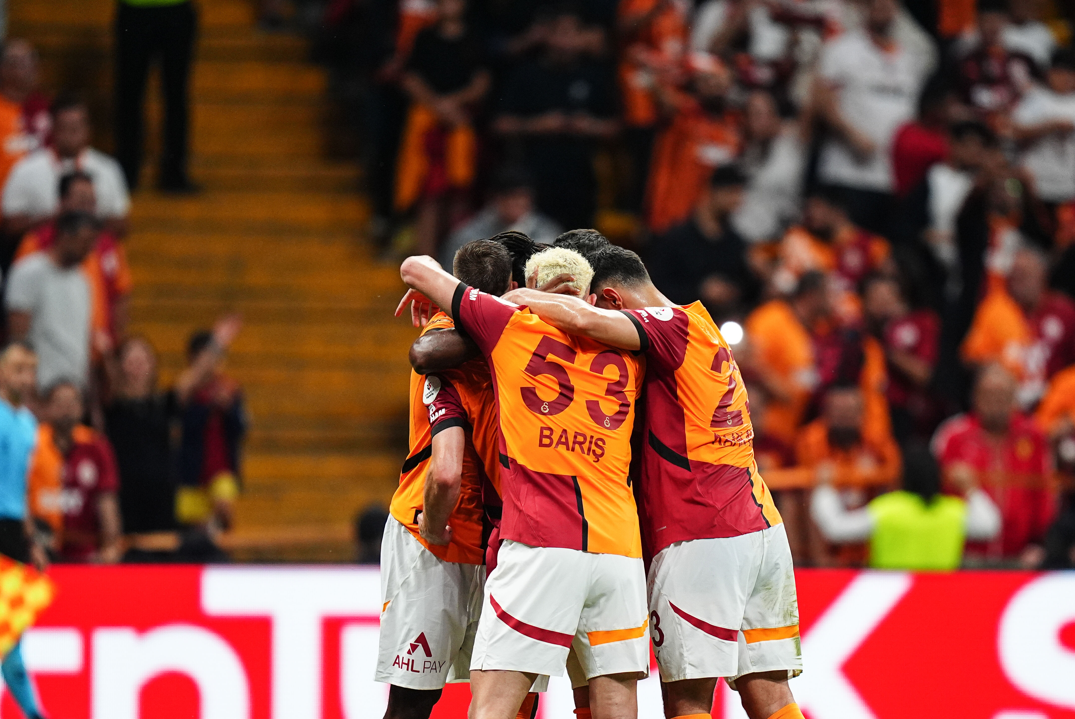 Galatasaray-Bayern Münih kıyaslaması gündem oldu! "Bu lüks onlarda bile yok" - 1. Resim