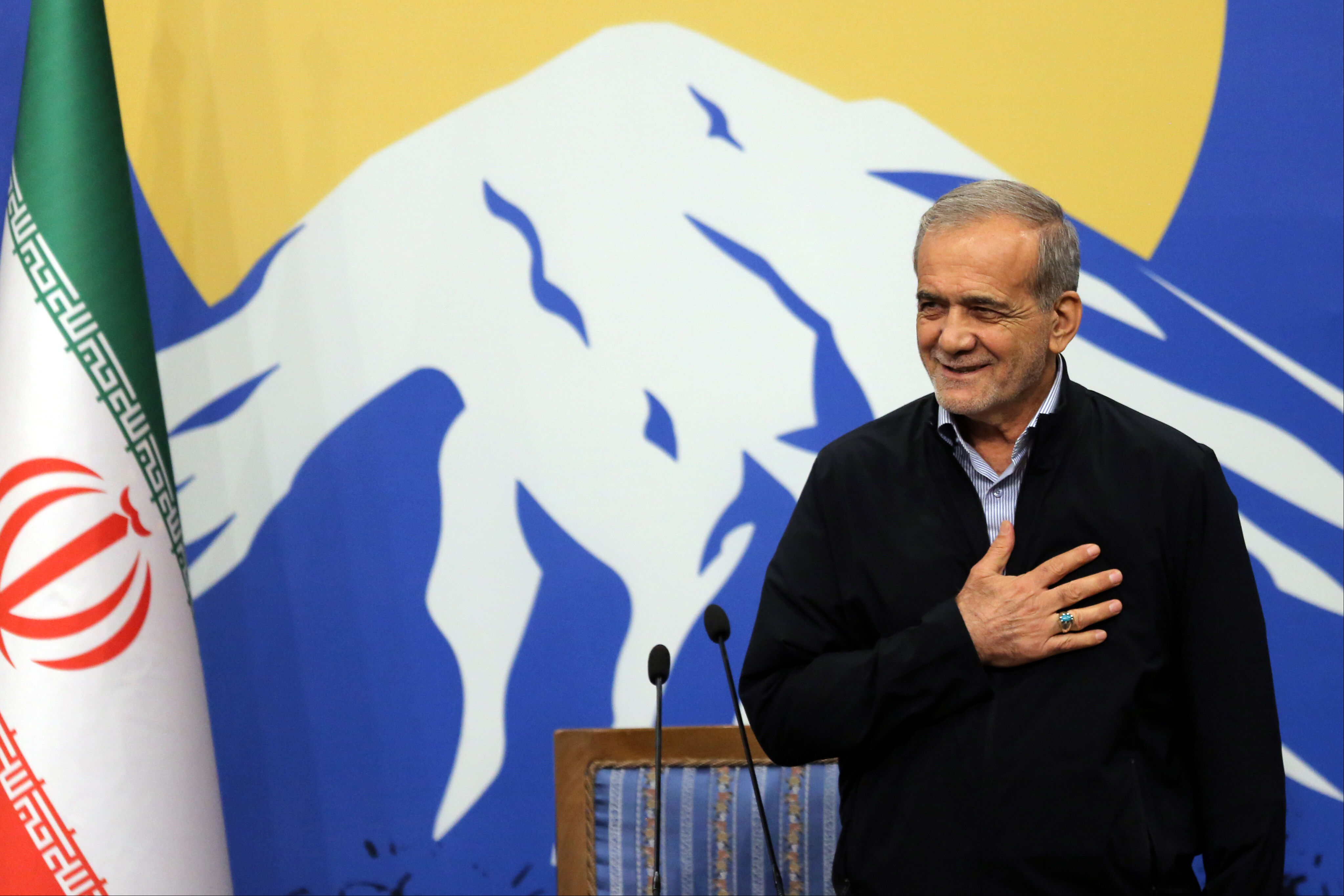 Pezeşkiyan 'bizzat takipçisiyim' dedi: Ahlak polisi kadınlara karışmayacak - 3. Resim