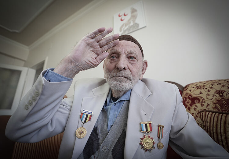 Yüzüne mermi isabet etti! 93 yaşındaki Kore gazisi Recep Kekeç savaşın yıl dönümünde konuştu Yüzüne mermi isabet etti! 93 yaşındaki Kore gazisi Recep Kekeç savaşın yıl dönümünde konuştu - 2. Resim