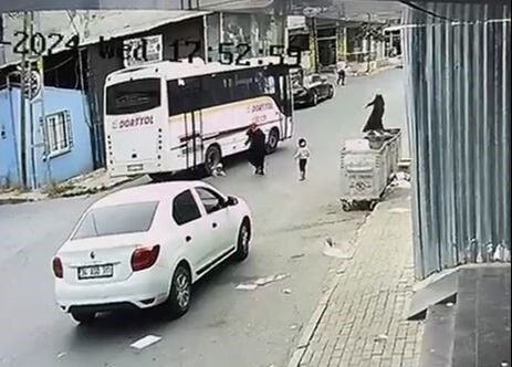 İstanbul'da yürek dağlayan kaza! 4 yaşındaki Seyfican hayatını kaybetti İstanbul'da yürek dağlayan kaza! 4 yaşındaki Seyfican hayatını kaybetti - 1. Resim