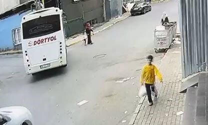 İstanbul'da yürek dağlayan kaza! 4 yaşındaki Seyfican hayatını kaybetti İstanbul'da yürek dağlayan kaza! 4 yaşındaki Seyfican hayatını kaybetti - 2. Resim