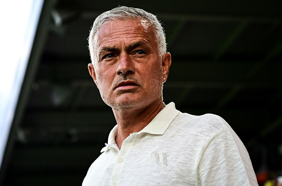 Jose Mourinho ve Okan Buruk'un derbi planları hazır! Sürpriz tercih Jose Mourinho ve Okan Buruk'un derbi planları hazır! Sürpriz tercih - 2. Resim