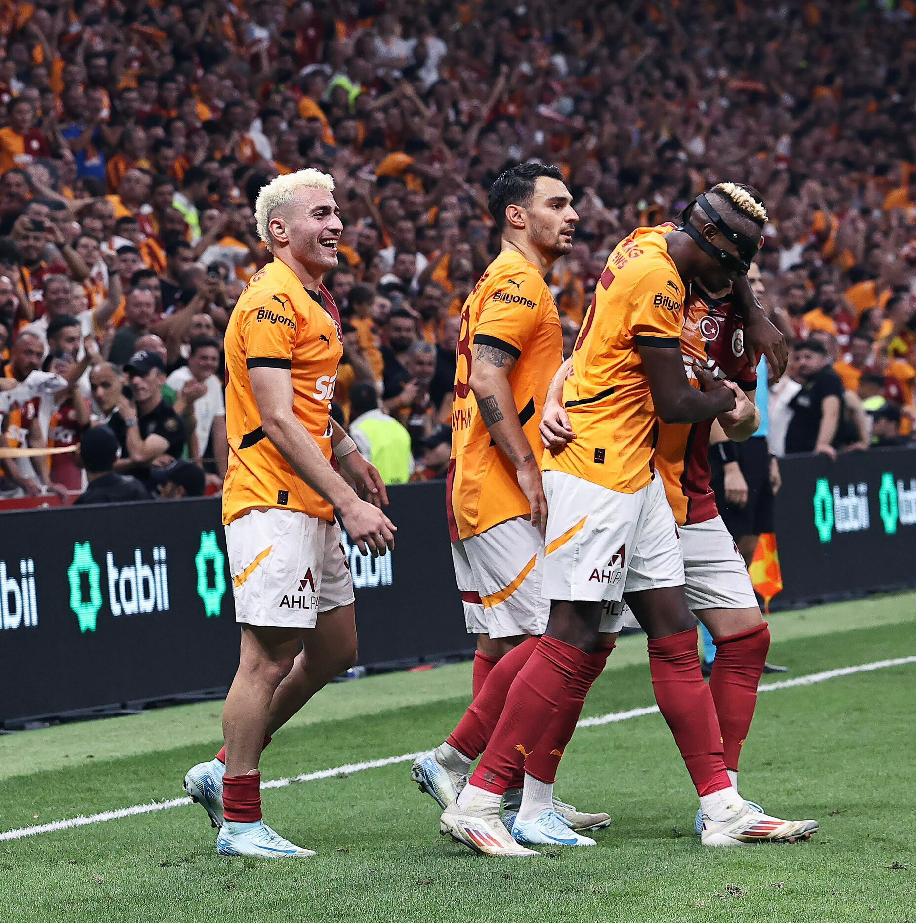 Jose Mourinho ve Okan Buruk'un derbi planları hazır! Sürpriz tercih Jose Mourinho ve Okan Buruk'un derbi planları hazır! Sürpriz tercih - 10. Resim