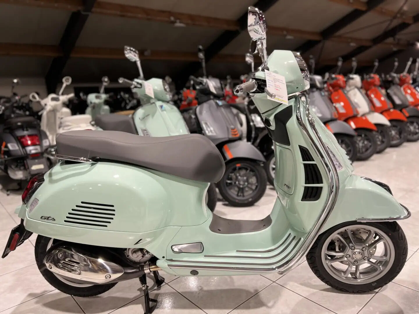 Motosiklet sürerek mil kazanmak mümkün! Vespa sahiplerine müjde - 14. Resim