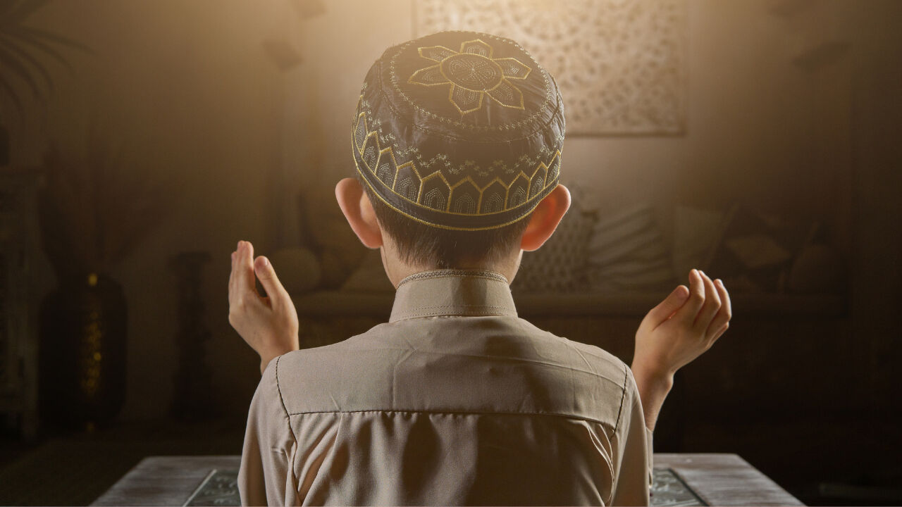 Amenerrasulü Türkçe anlamı, okunuşu ve faziletleri! Bakara suresinin bu ayetlerini ne zaman okumalıyız?  Amenerrasulü Türkçe anlamı, okunuşu ve faziletleri! Bakara suresinin bu ayetlerini ne zaman okumalıyız?  - 3. Resim