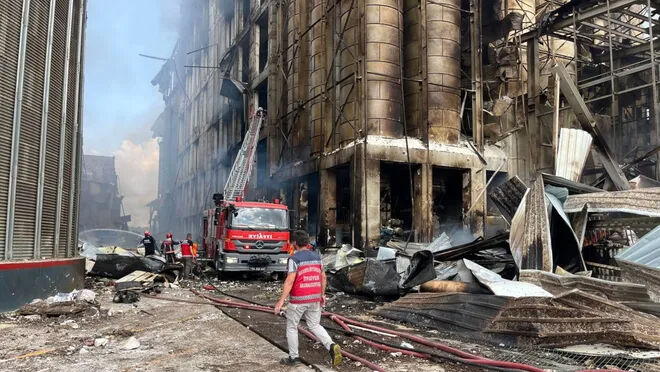 Sakarya'daki makarna fabrikasındaki patlamada müdür tutuklandı! Sakarya'daki makarna fabrikasındaki patlamada müdür tutuklandı! - 4. Resim