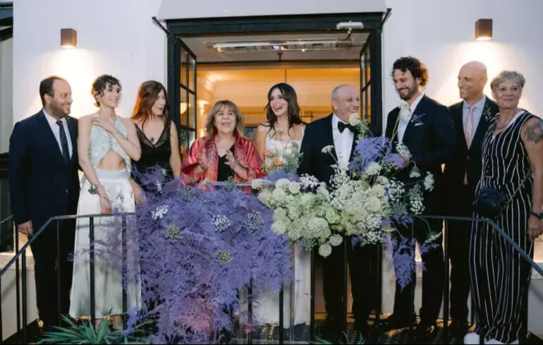 Serkan Keskin ve Meriç Aral evlendi! Düğüne ünlü akını oldu Serkan Keskin ve Meriç Aral evlendi - 1. Resim