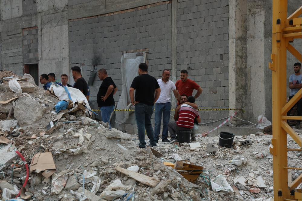 Adana'da feci iş kazası! 2 işçi canından oldu Adana'da feci iş kazası! 2 işçi canından oldu - 5. Resim