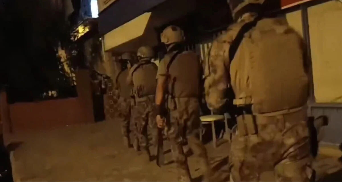 Beratcan Gökdemir'in adamlarına operasyon! Çok sayıda gözaltı var... - 1. Resim