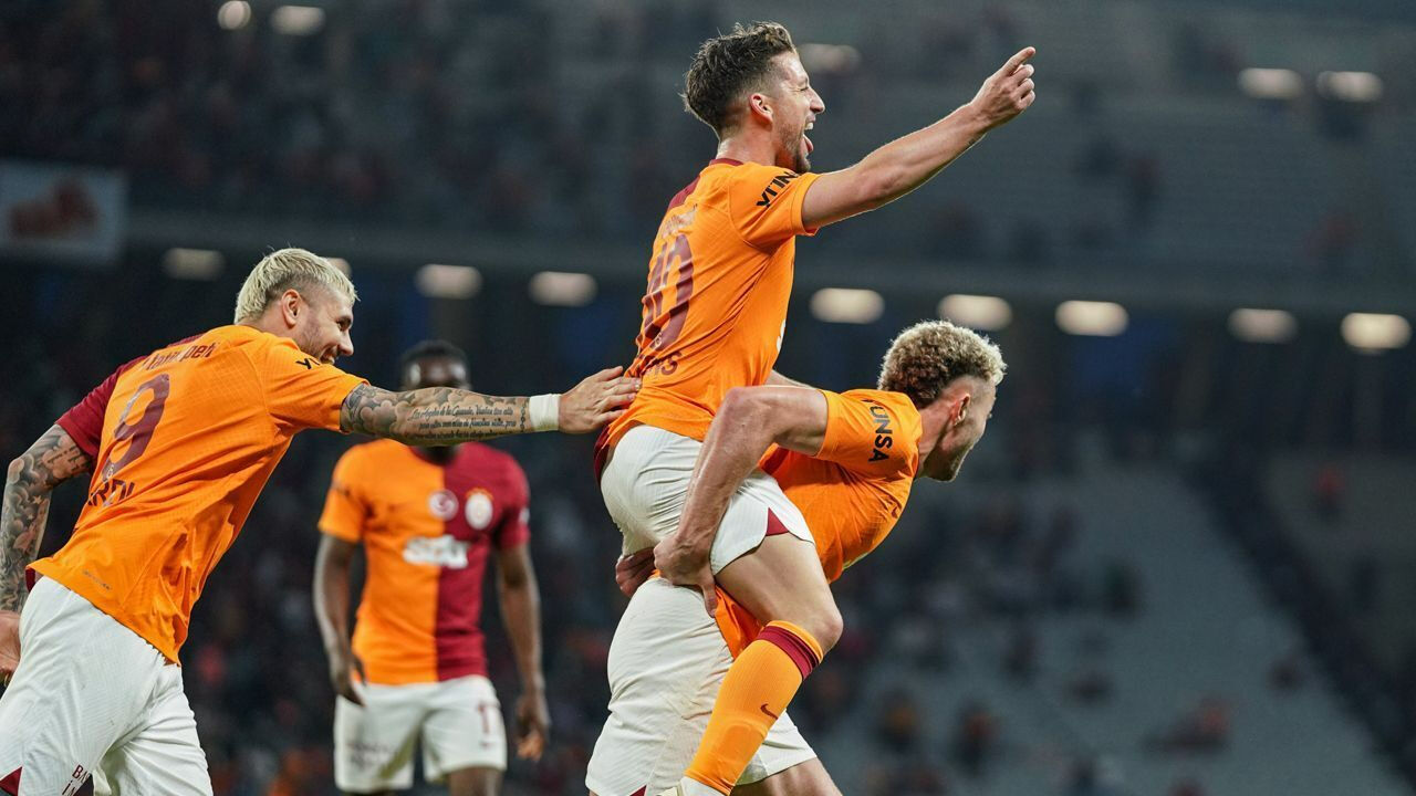 Fenerbahçe-Galatasaray derbi maçı bugün 20.00'de oynanacak  - 1. Resim